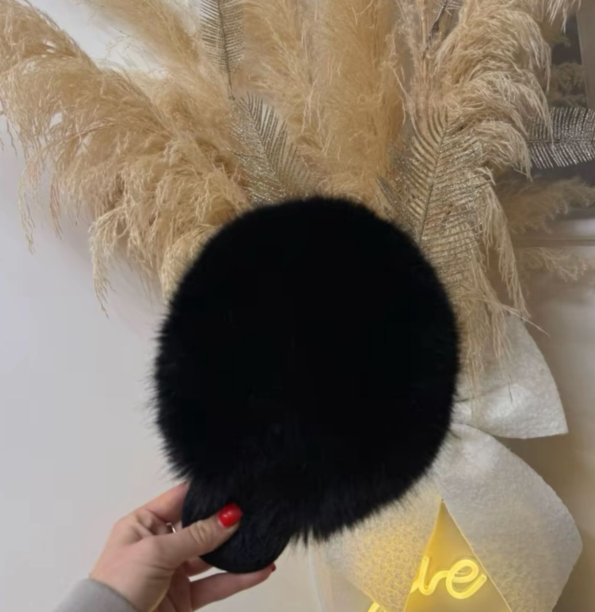 Children Queenie Extreme Faux Fur Slippers - Black