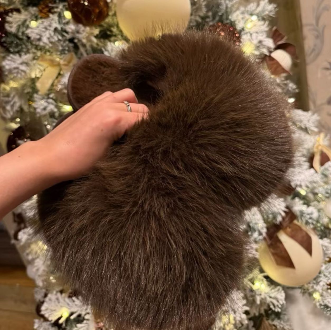 Queenie Extreme Faux Fur Slippers - Limited Edition Brown Bear