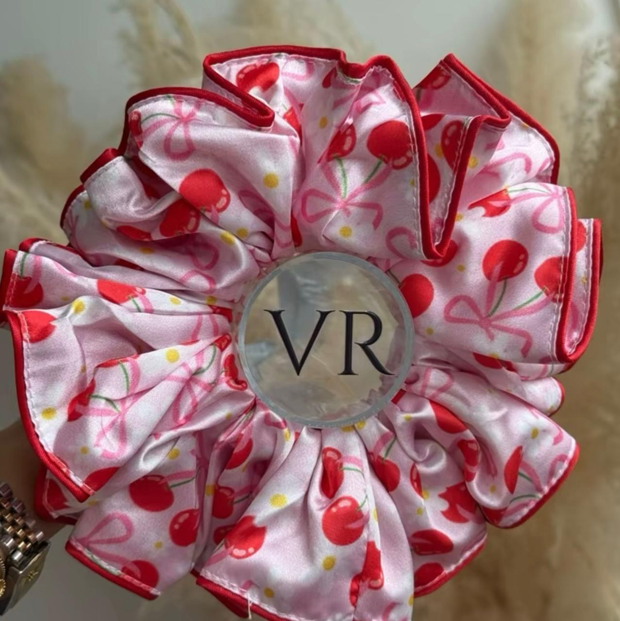 Raye XXL Scrunchie - Flower Red Cherry (23)