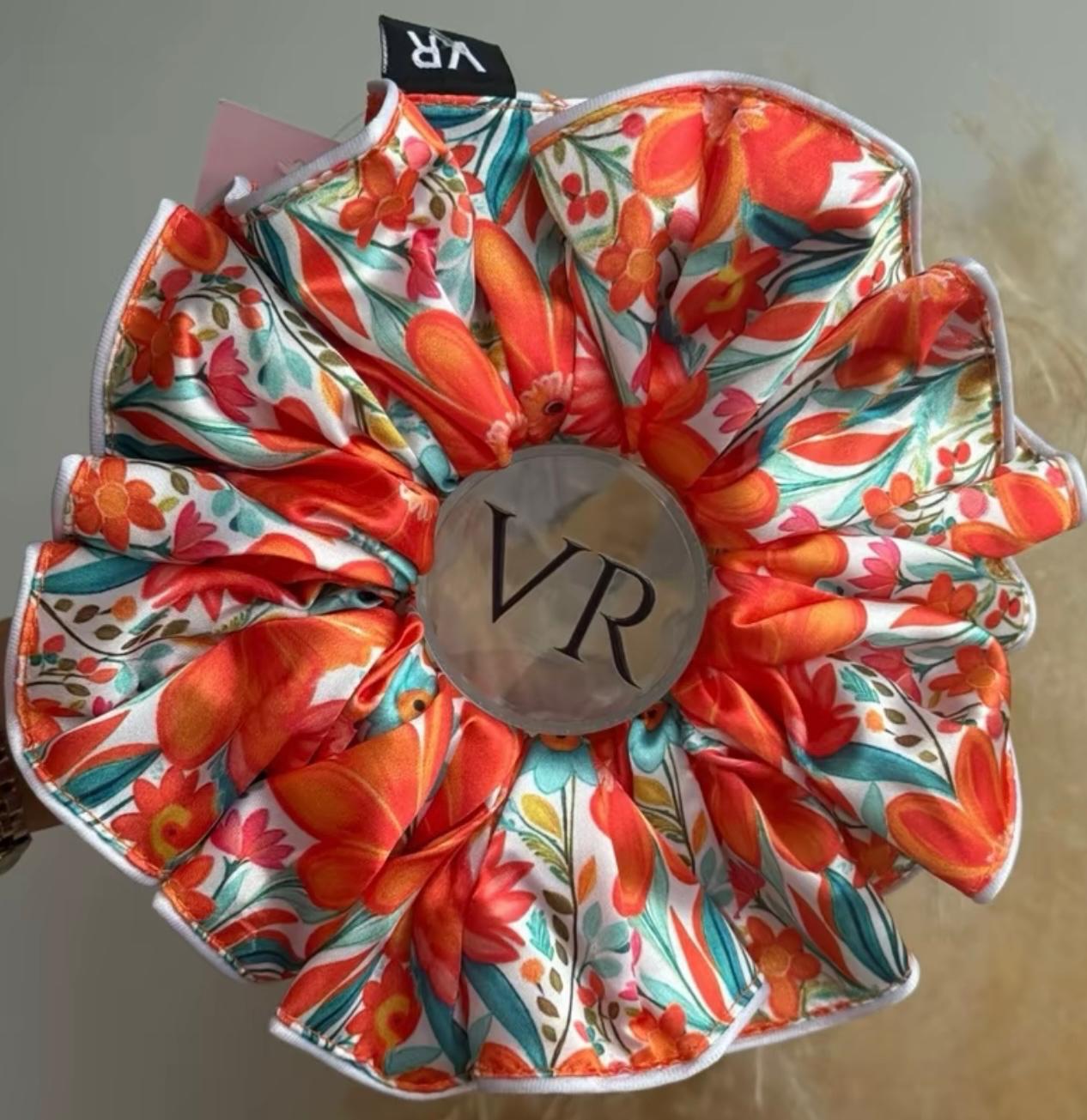 Raye XXL Scrunchie - Orange Flower (24)