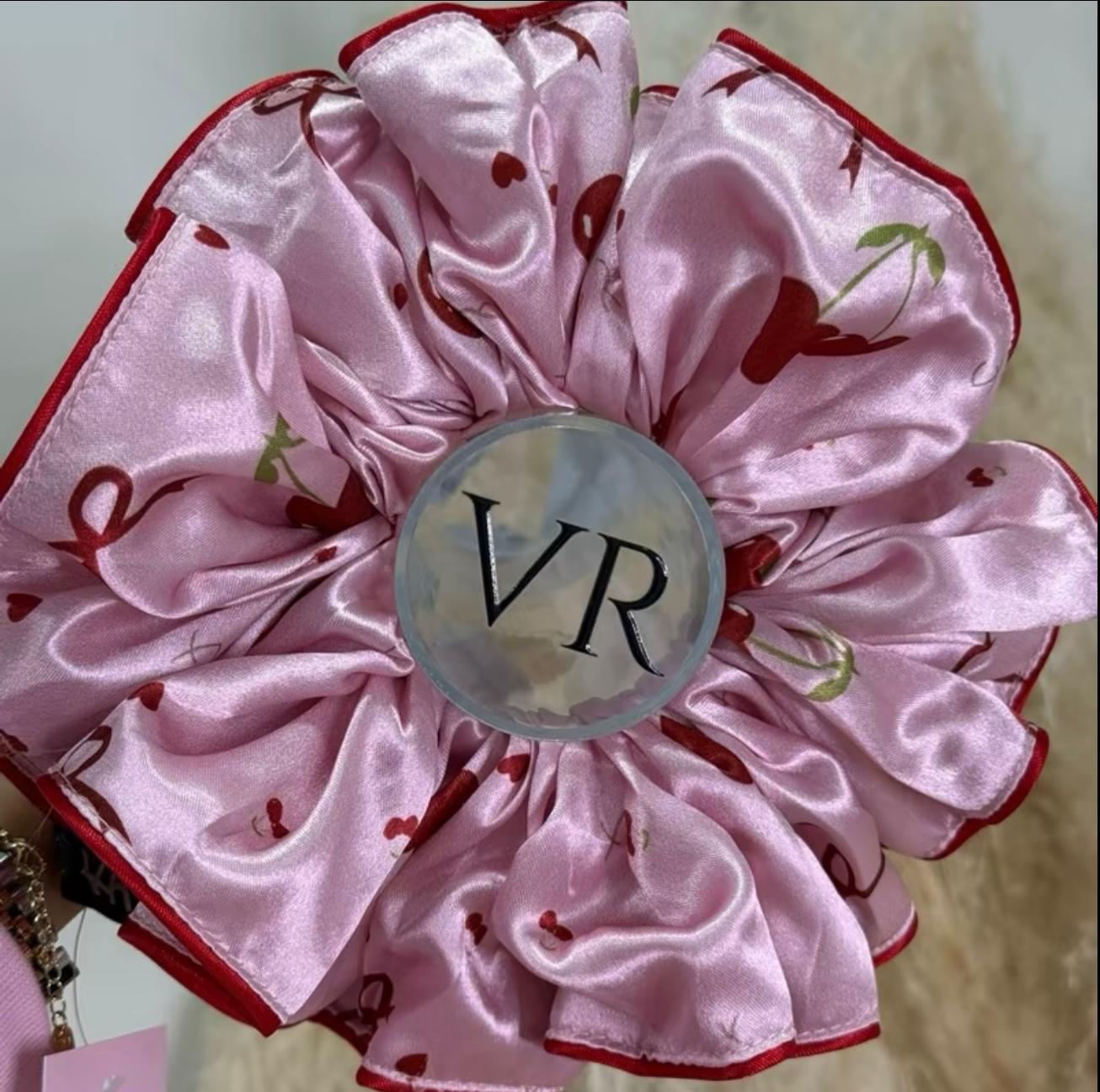 Raye XXL Scrunchie - Cherry Bow (14)