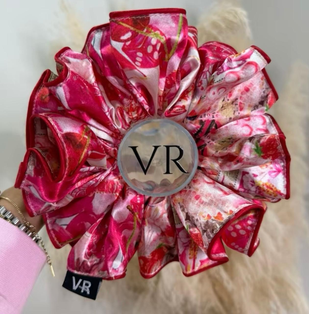 Raye XXL Scrunchie - Pink Strawberry/ Cherry (8)
