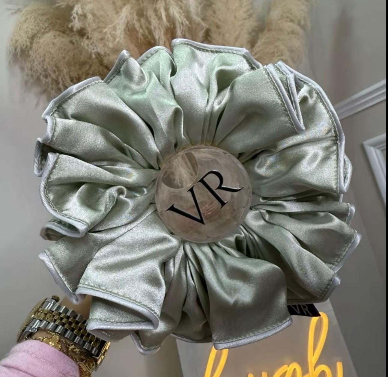 Raye XXL Scrunchie - Sage Green