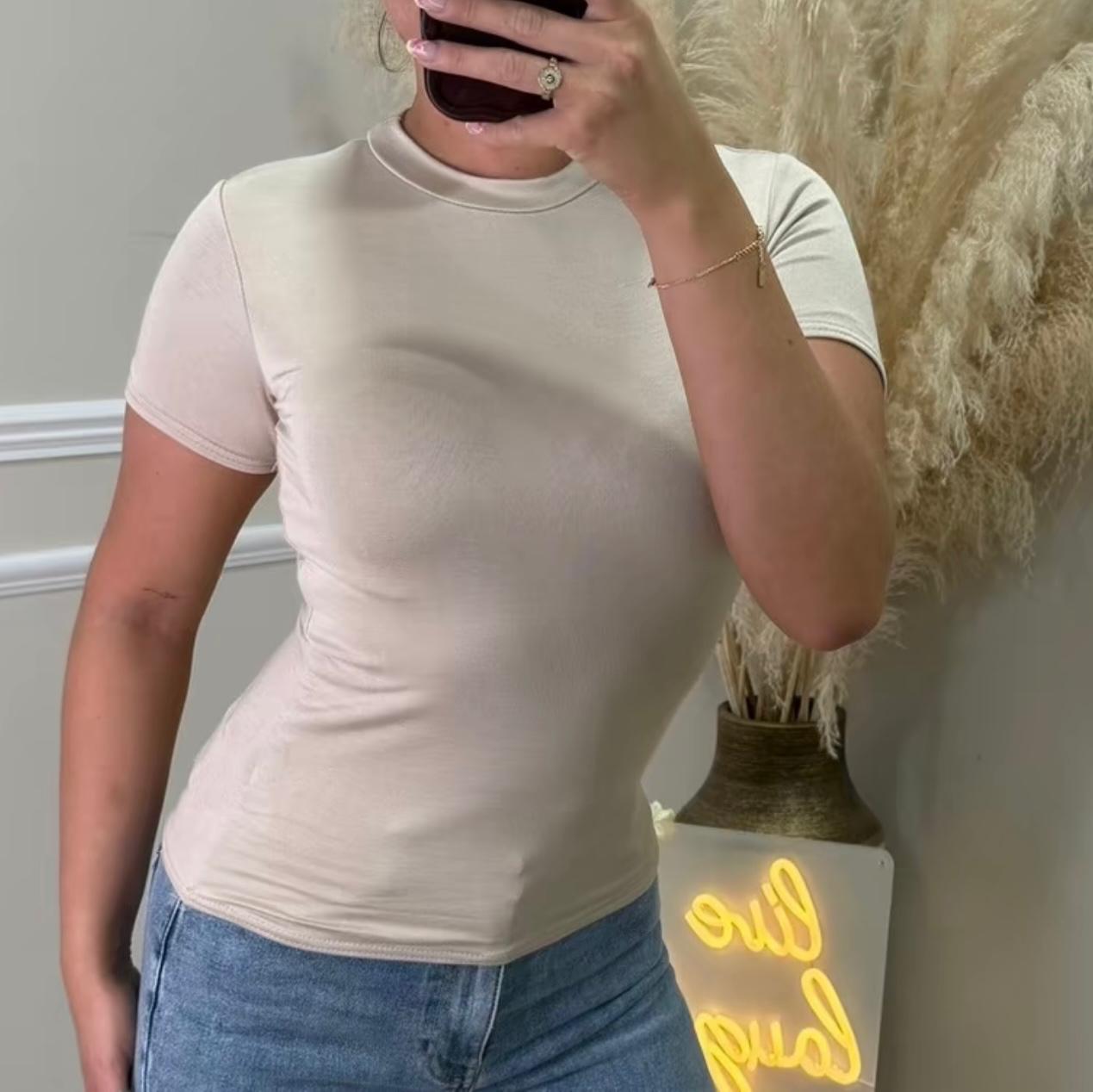 VICTORIA ROSE DOUBLE LINED (SHORT SLEEVE) BASIC T-SHIRT